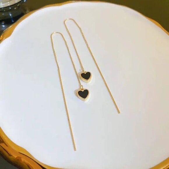 NEW Gold tassel earrings, black heart earrings, gold thread earrings, jewelry - Picture 5 of 5